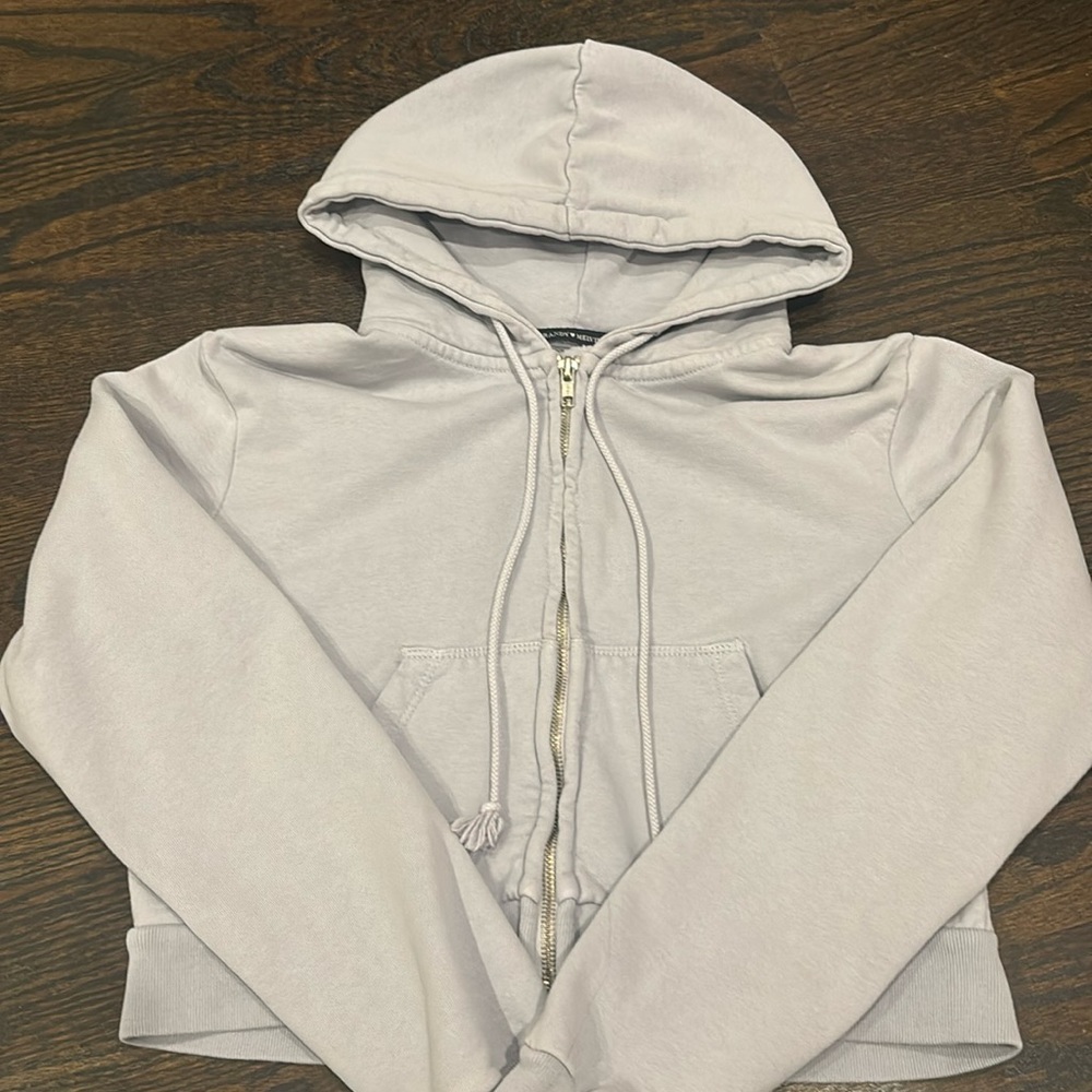 Brandy Melville cropped zip up